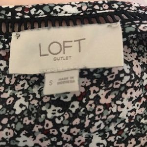LOFT Tops - LOFT Floral Flare Sleeve Blouse LOFT Tops - LOFT Floral Flare Sleeve Blouse